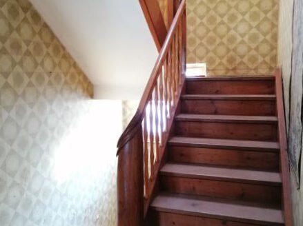 Schönes Ein-/Zweifamilienhaus mit Nebengebäuden in einem Teilort von Weikersheim