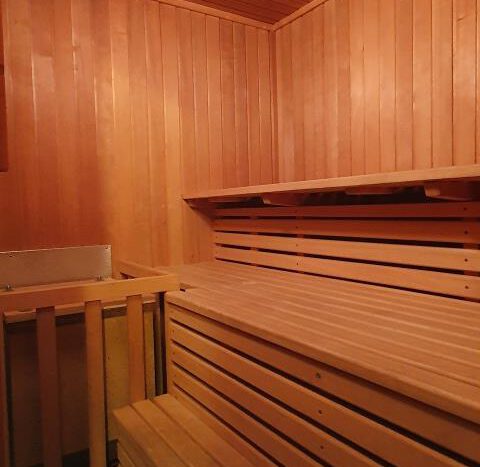 UG: Sauna