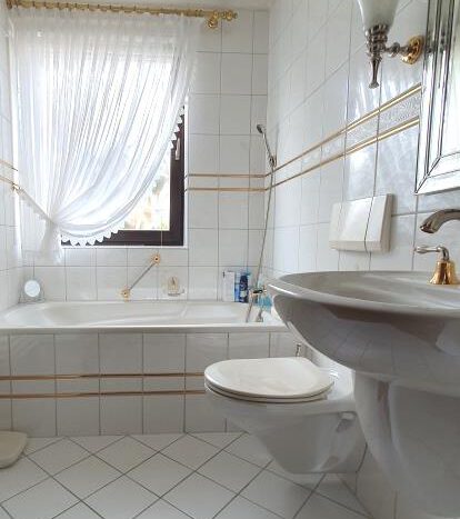 EG: Badezimmer