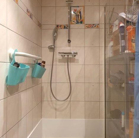 Haus 1, EG: Badezimmer