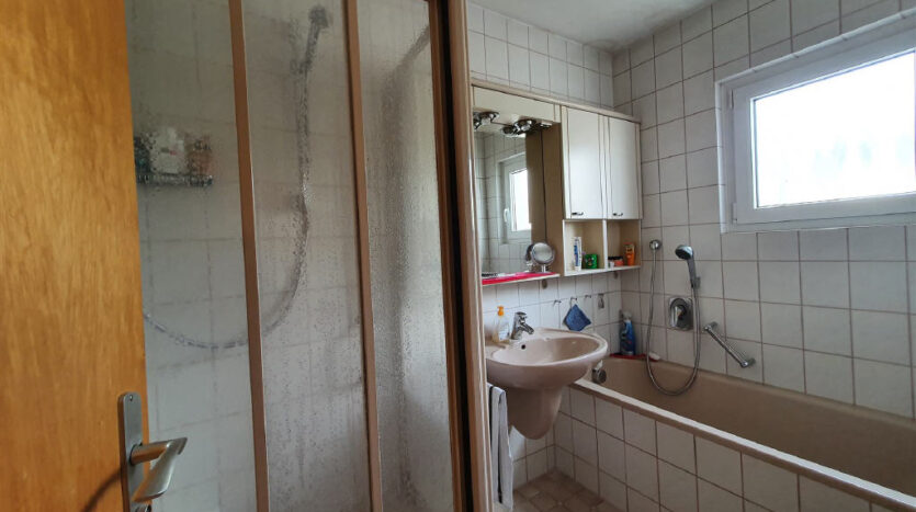 Badezimmer EG