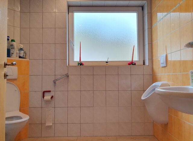 OG: Badezimmer