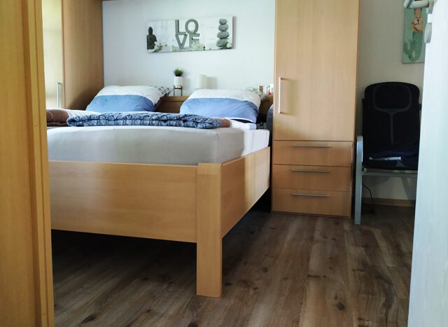 ELW_Schlafzimmer mit Vinylboden