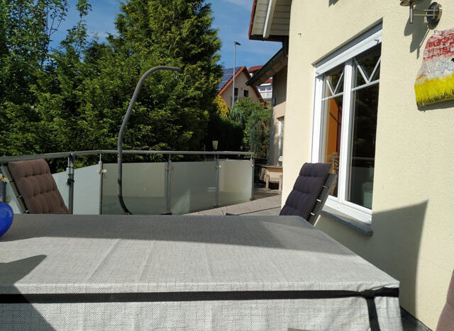 Sonniger Balkon