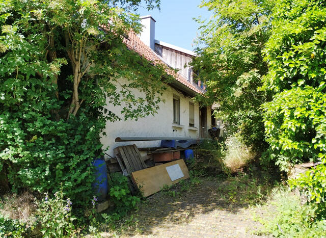 ... mit Platz zwischen den Gebäuden