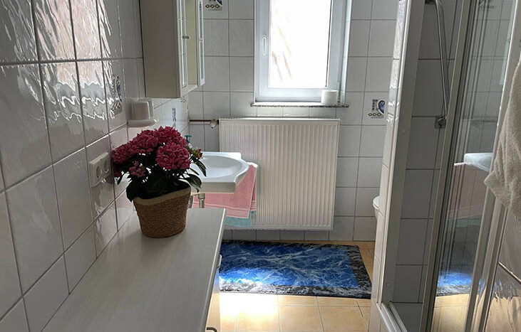 Bad mit WC (UG)