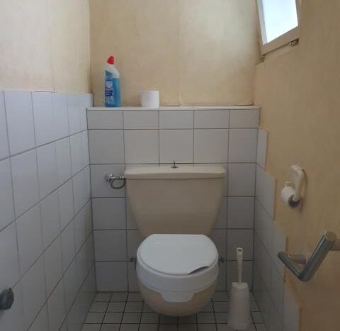 EG: sep. WC
