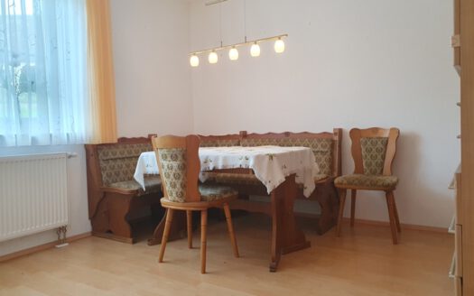 Mehrfamilienhaus mit 5 Wohneinheiten in Reichenberg!