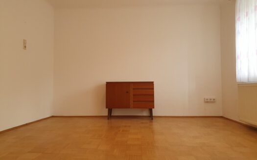 Mehrfamilienhaus mit 5 Wohneinheiten in Reichenberg!