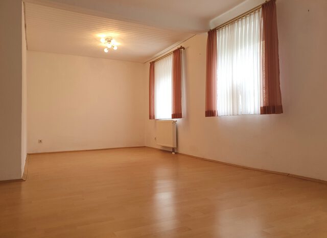 EG, Wohnung re.: Zimmer 3