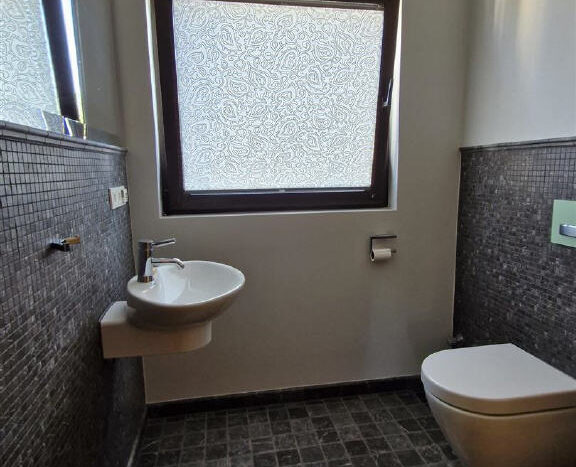 1. OG - WC