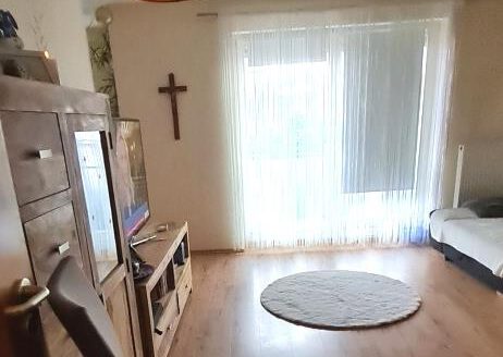 Eigentumswohnung (3 Zi.) in guter Lage in Steinbühl!