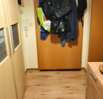 Eigentumswohnung (3 Zi.) in guter Lage in Steinbühl!