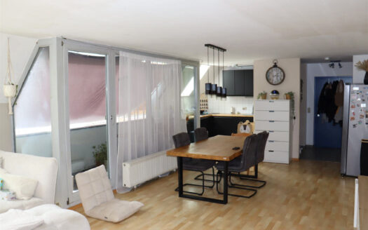 Helle 4,5-Zimmerwohnung mit Loggia und Garage im Zentrum von Creglingen