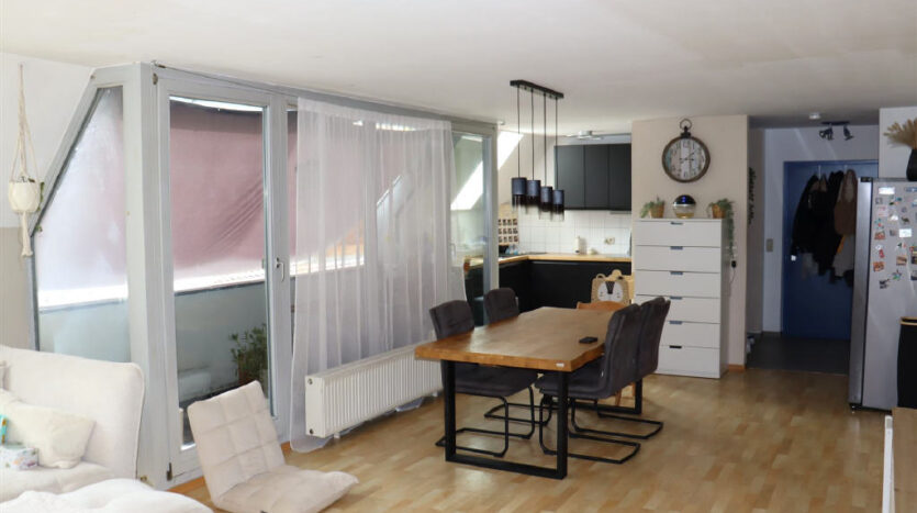 Wohn-/Esszimmer