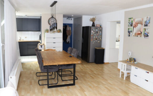 Helle 4,5-Zimmerwohnung mit Loggia und Garage im Zentrum von Creglingen