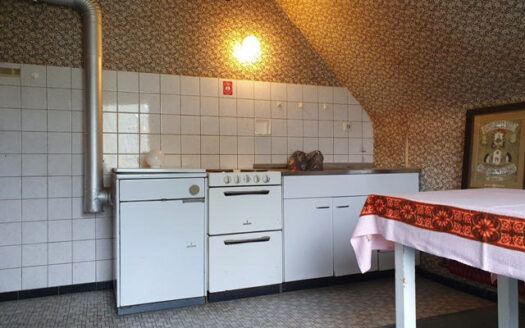 Freistehendes Einfamilienhaus mit Garten und Garage – ideal für Familien!