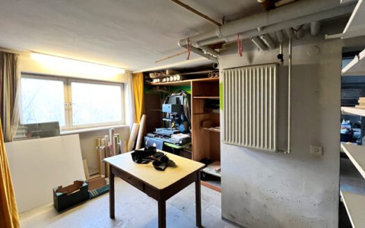 Freistehendes Einfamilienhaus mit Garten und Garage – ideal für Familien!