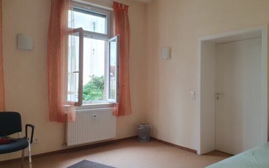 Büro-/Praxisräume im historischen ehem. Postgebäude zu vermieten!