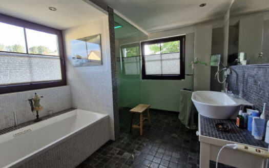 Attraktive Doppelhaushälfte in Bad Mergentheim – Modernisierter Wohnkomfort mit Gartenidylle und Wellness