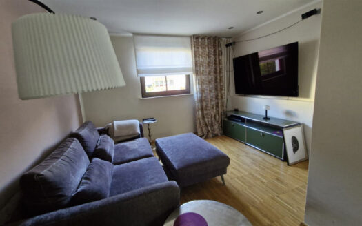 Attraktive Doppelhaushälfte in Bad Mergentheim – Modernisierter Wohnkomfort mit Gartenidylle und Wellness