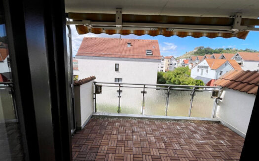 Zentral gelegene 2-Zimmer-Wohnung mit TG-Doppelparkerstellplatz am Bahnhof Asperg