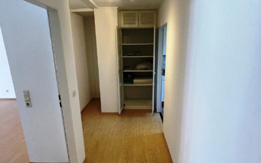 Zentral gelegene 2-Zimmer-Wohnung mit TG-Doppelparkerstellplatz am Bahnhof Asperg