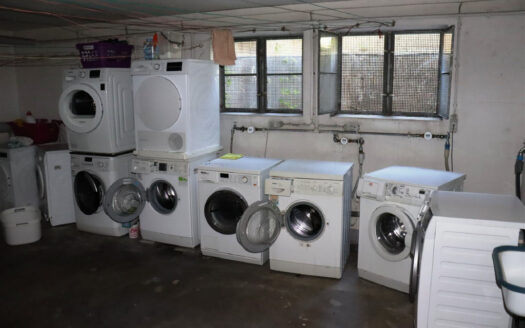 Zentral gelegene 2-Zimmer-Wohnung mit TG-Doppelparkerstellplatz am Bahnhof Asperg