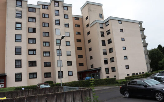 3-Zi.-Eigentumswohnung mit großem Aufzug im bevorzugten Wohngebiet „Weberdorf“