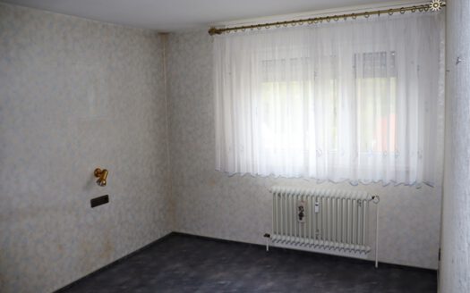 3-Zi.-Eigentumswohnung mit großem Aufzug im bevorzugten Wohngebiet „Weberdorf“