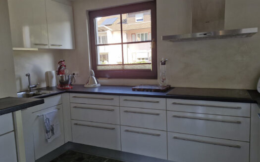 Attraktive Doppelhaushälfte in Bad Mergentheim – Modernisierter Wohnkomfort mit Gartenidylle und Wellness