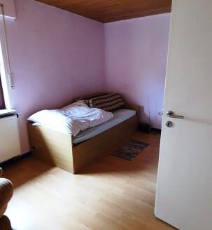 Zweifamilienhaus mit viel Potenzial in bevorzugter Lage von Weikersheim