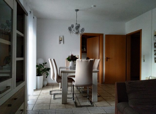 OG_Essbereich_Zugang Küche