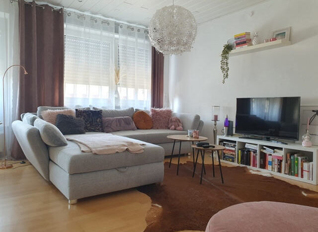 1. OG li., Wohn-/Esszimmer