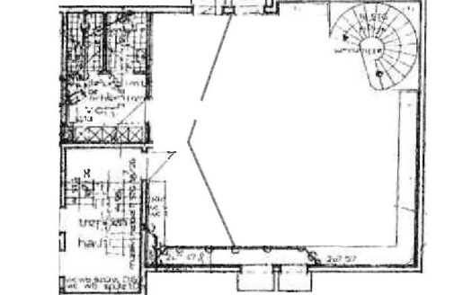 Helle Ausstellungs- und Ladenfläche in der Innenstadt zu verkaufen!