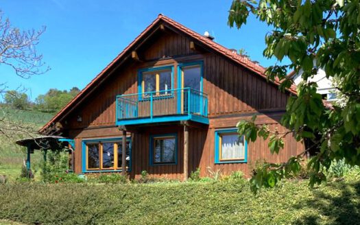 Einfamilienhaus mit großem Grundstück in Ortsrandlage von Schweigern