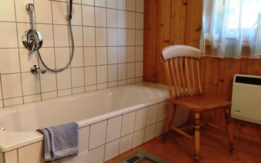 Einfamilienhaus mit großem Grundstück in Ortsrandlage von Schweigern