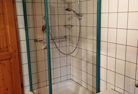 Einfamilienhaus mit großem Grundstück in Ortsrandlage von Schweigern