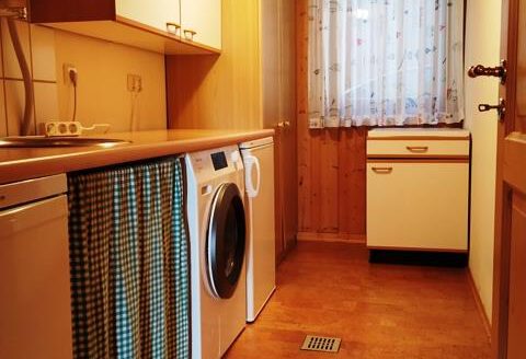 Einfamilienhaus mit großem Grundstück in Ortsrandlage von Schweigern