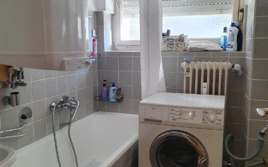 Renovierungsbedürftige 2-Zimmer-Wohnung im beliebten Kurgebiet