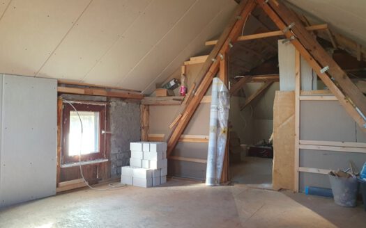 Einfamilienhaus in Eubigheim – perfekt für Handwerker!