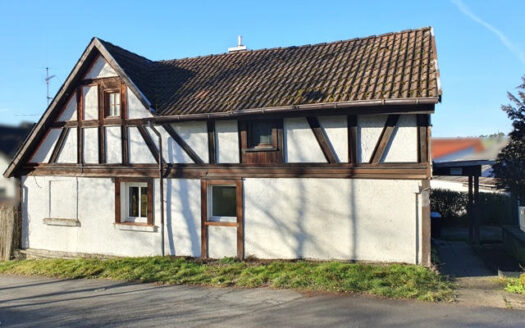 Einfamilienhaus in Eubigheim – perfekt für Handwerker!