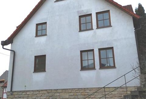 Ein-/Zweifamilienhaus zur Selbstnutzung oder als Kapitalanlage in Elpersheim