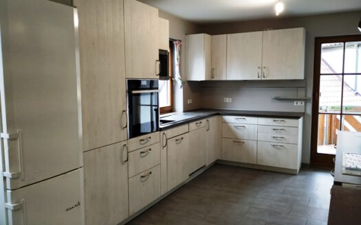 Ein-/Zweifamilienhaus zur Selbstnutzung oder als Kapitalanlage in Elpersheim