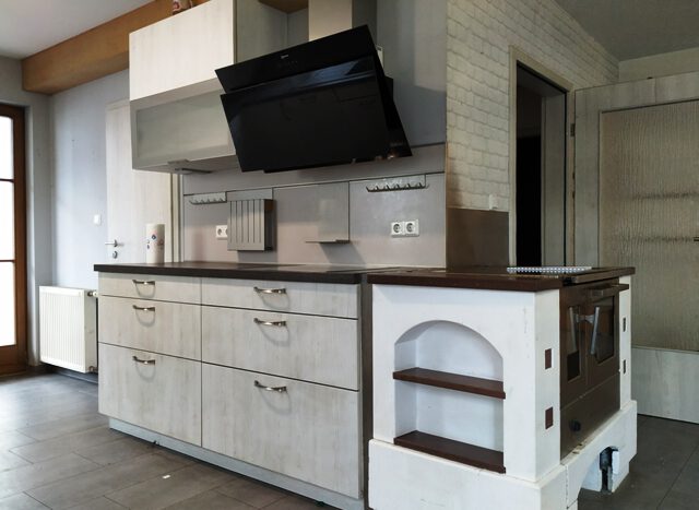 inkl. Holz-Beistellherd