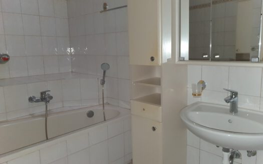 Helle 3-Zimmer-Wohnung in zentraler Lage am Marktplatz zu vermieten!