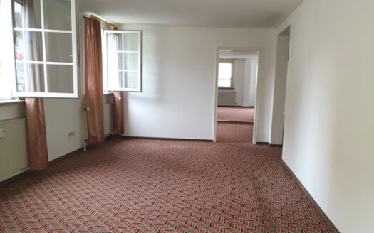 Helle 3-Zimmer-Wohnung in zentraler Lage am Marktplatz zu vermieten!