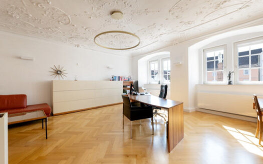 KAPITALANLAGE! Attraktives, komplett vermietetes Wohn- und Geschäftshaus in der Innenstadt