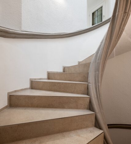 historisches Rundtreppenhaus