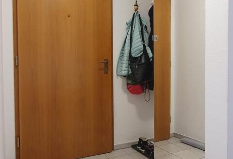 3-Zimmer-Wohnung mit Balkon und Stellplatz am Stadtrand zu verkaufen!